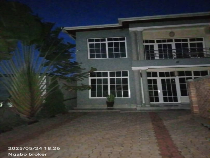 Kagugu modern finished house for rent $900 per month negotiable