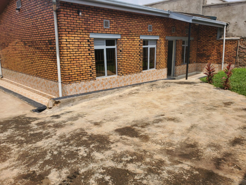 Un furnished house for rent in kaacyiru near police hospital