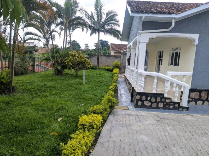 Un furnished house for rent in kibagababaga on cheaper price