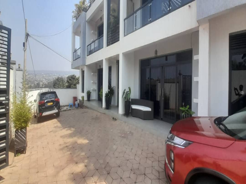 Nice un furnished apartment for rent in gacuriro
