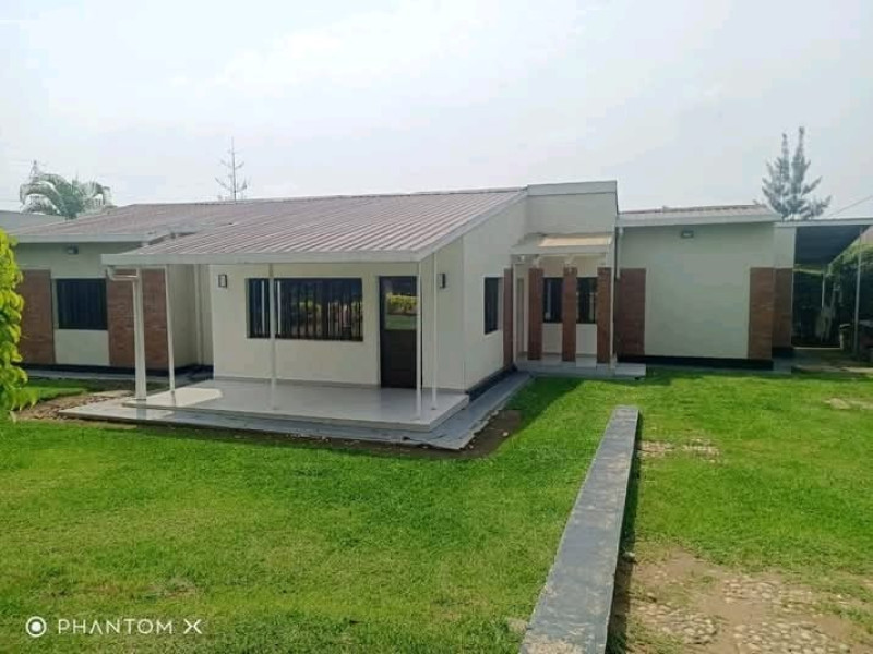 Un furnished nice house for rent in gisozi near fawe girl school