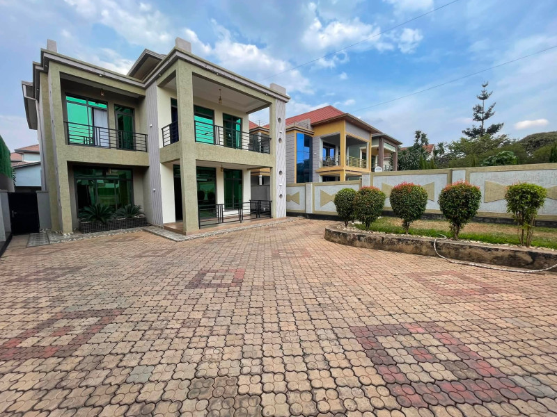 Full furnished house for rent in gacuriro