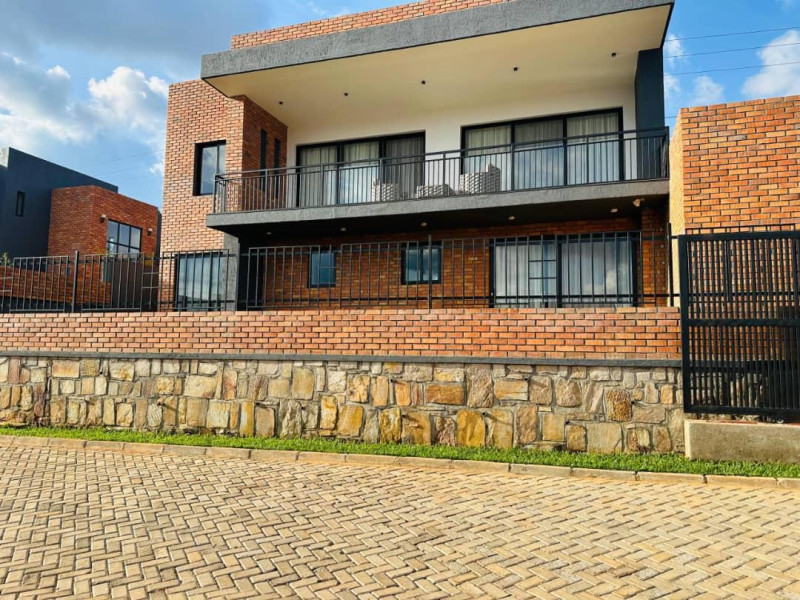 Nice full furnished house for rent in rebero in good neighborhood