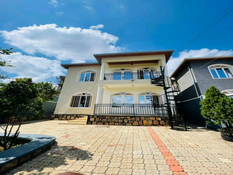 Nice house for sale in kibagababaga