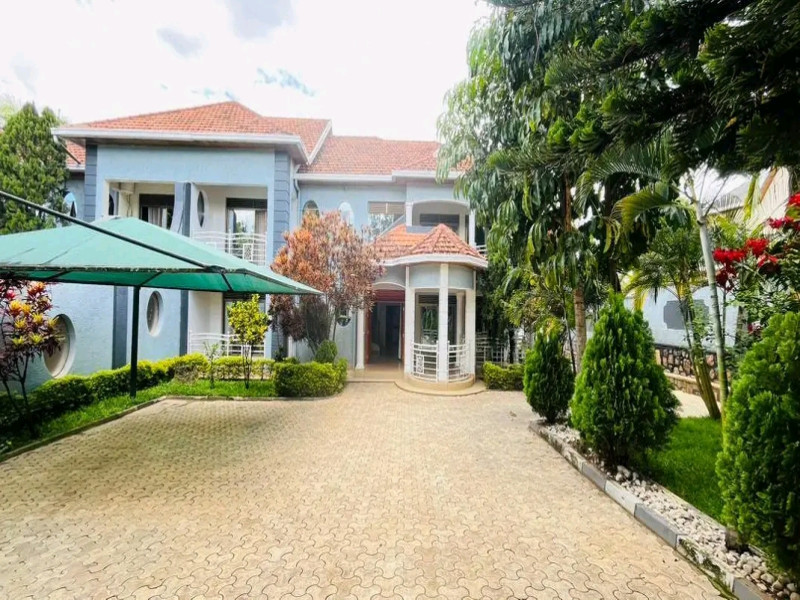Nice full furnished house for rent in gacuriro