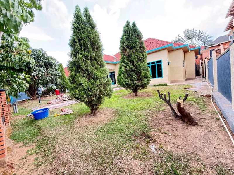 Un furnished house for rent in kibagabaga