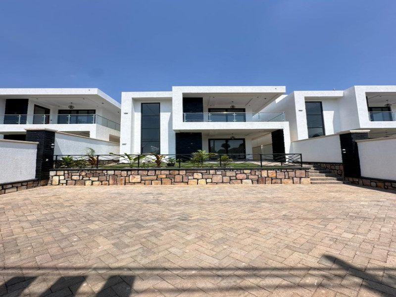 Unfurnished house for sale Kagarama