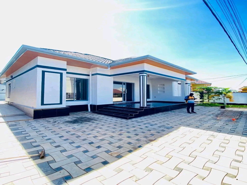 4-Bedroom Unfurnished House for Rent in Kicukiro Kagarama - 1,000,000 RWF / $700