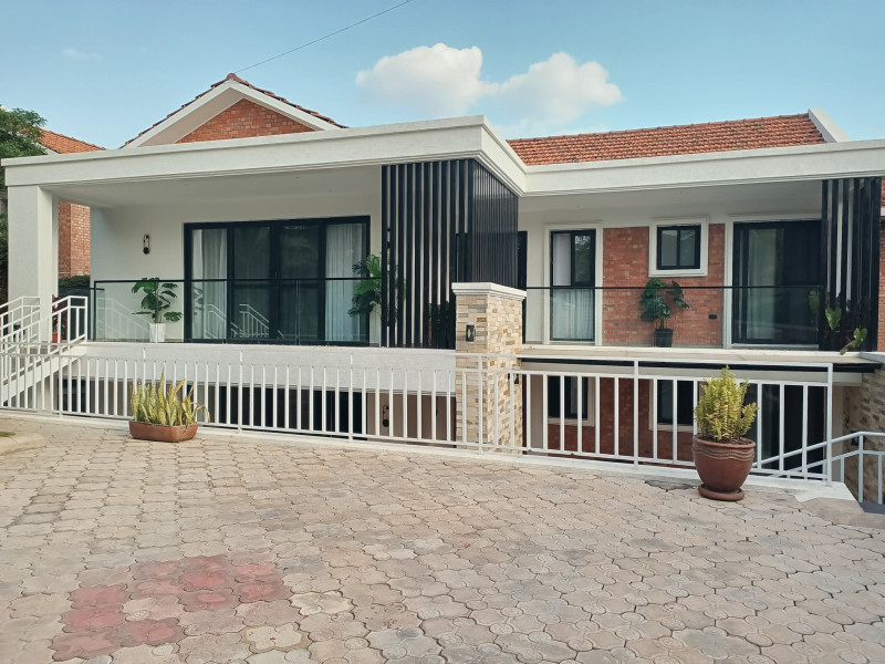 Full furnished modern luxury home for rent in gacuriro