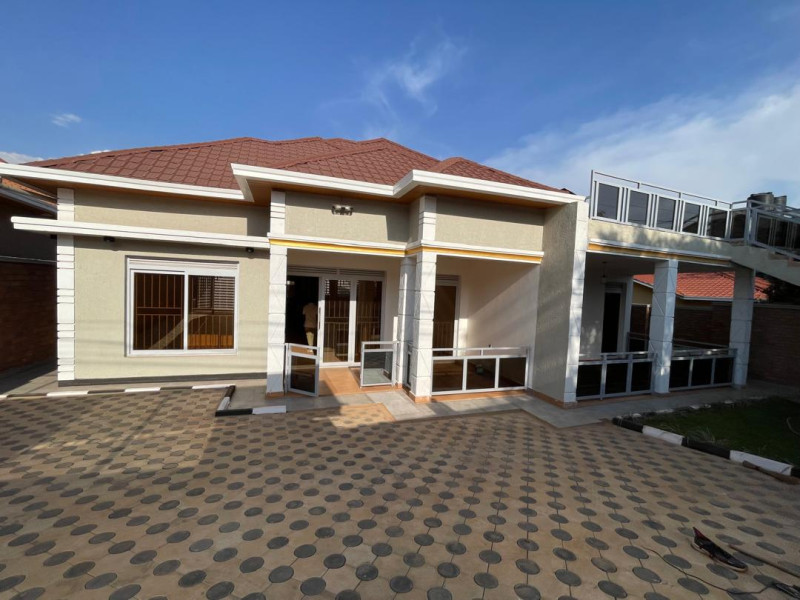 4 Bedroom Modern House For Sale in Kimironko - 230M RWF Negotiable | 3 Bathrooms + Rooftop