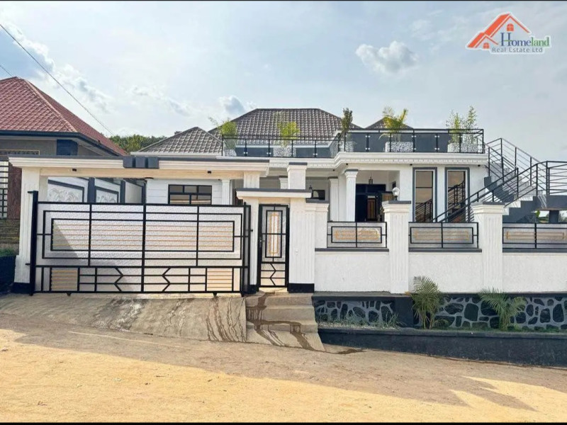 Modern 4 Bedroom House For Sale in Kicukiro Kagarama 150M RWF | Large Rooftop + External Stairs*