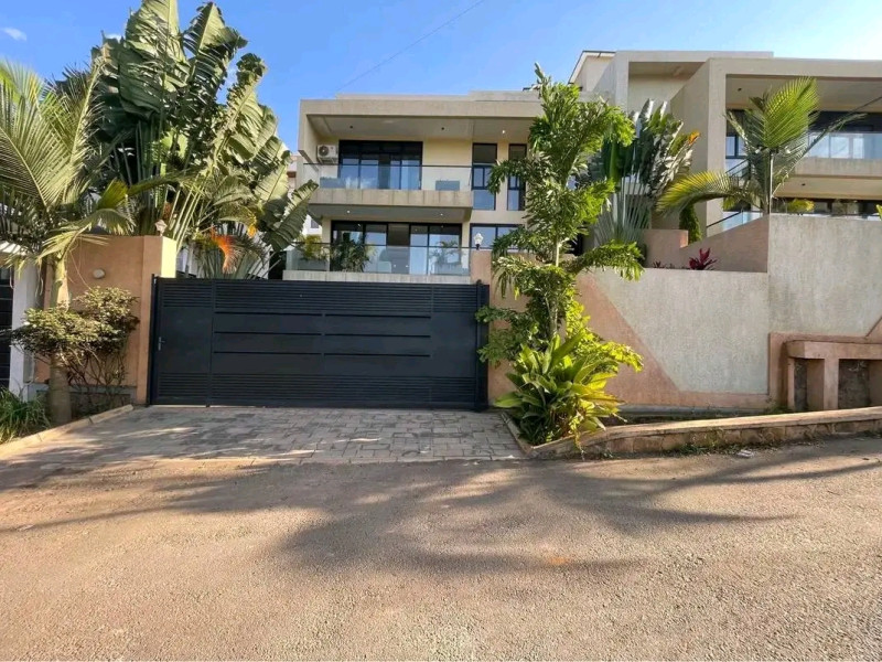 🏠 FULLY FURNISHED 4BR HOUSE FOR RENT IN GACURIRO $3000 | ROOFTOP + WASHING MACHINE