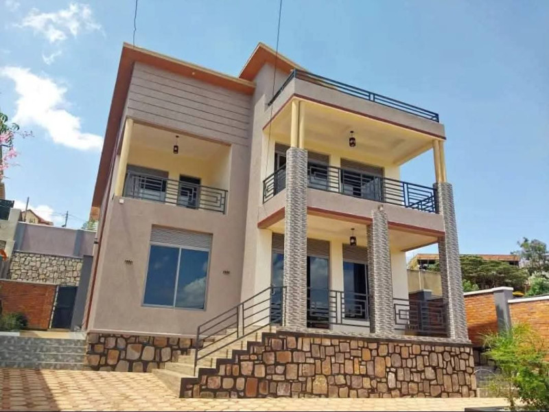 Un furnished house for rent in gacuriro