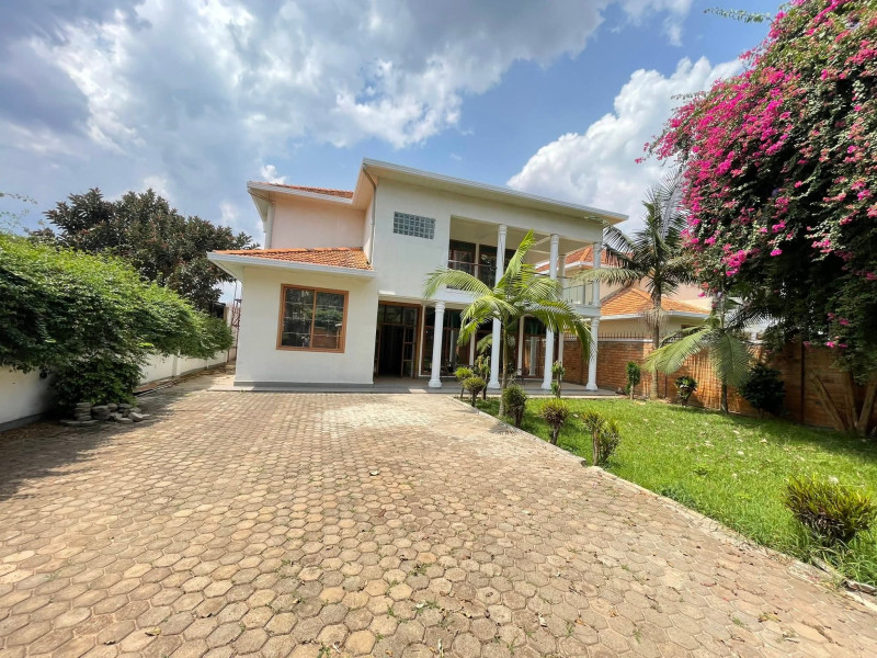 Full furnished house for rent in gacuriro
