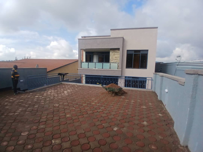 Un furnished new  house for rent in kibagabaga