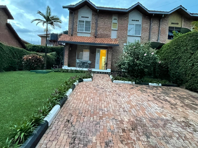 Full furnished house for rent in gacuriro vision 20