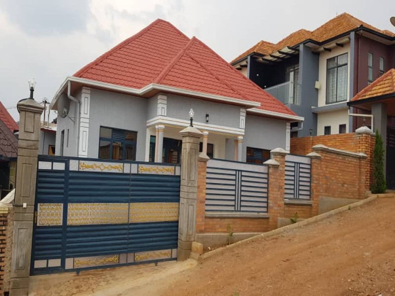 Nice house for sale in busanza kanombe