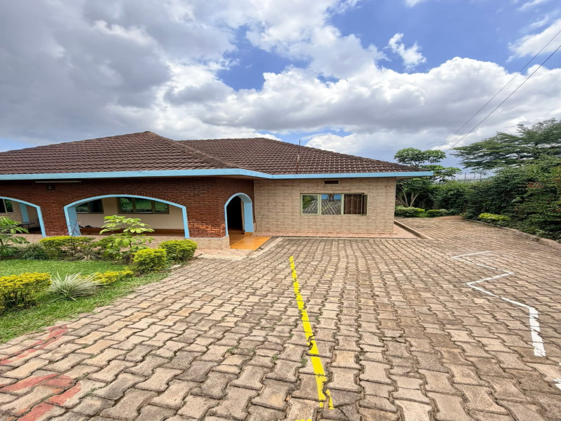 House for sale in nyarutarama in prime location