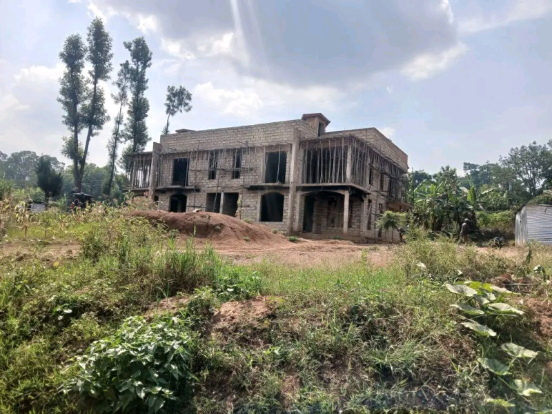 Un complete apartment for sale in kinyinya
