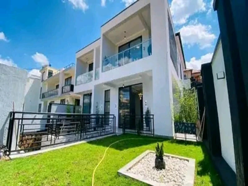 Luxurious unfinished house for rent Niboye