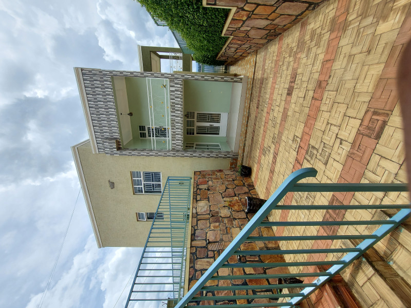 3-Bedroom Kagarama Home - 700k/month