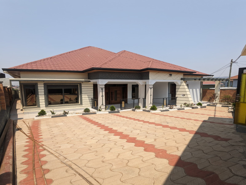 Unfinished house for sale Kabeza