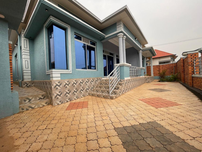 Unfinished house for rent kanombe