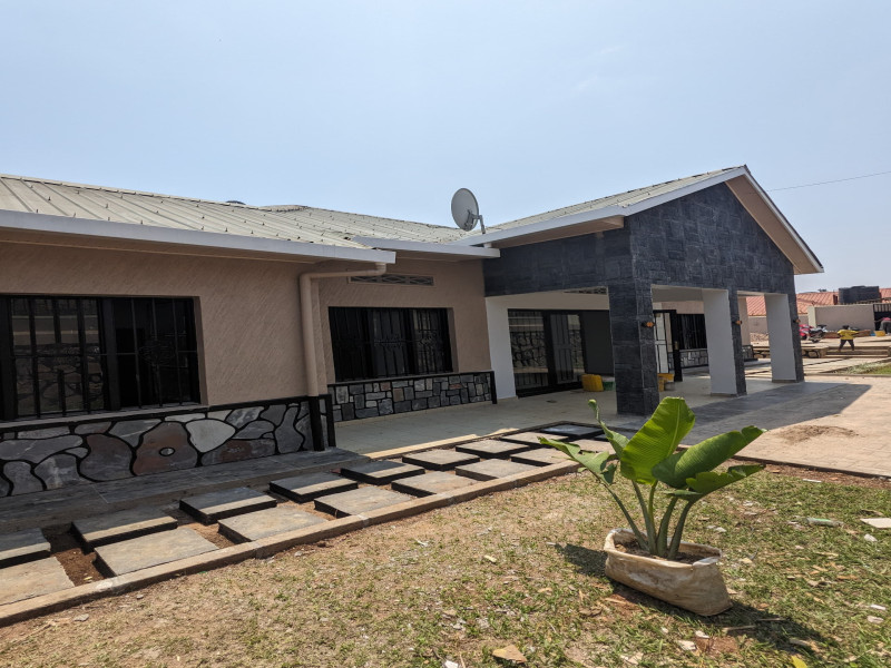 4-bedrooms house for rent kimironko