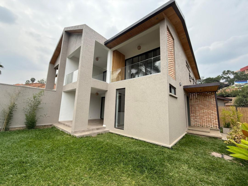 Luxurious unfinished house for rent Nyarutarama