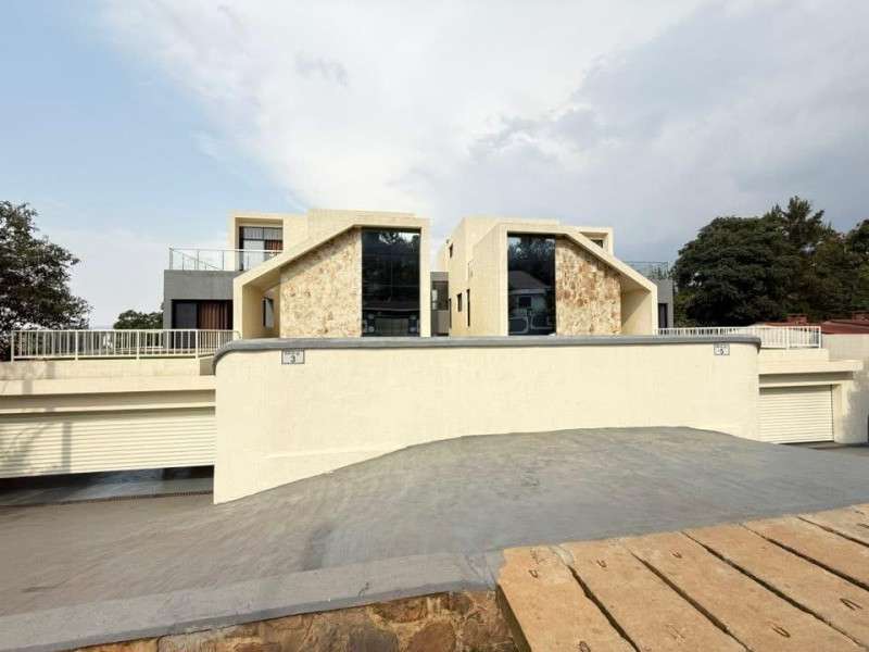 New luxurious house for sale kiyovu