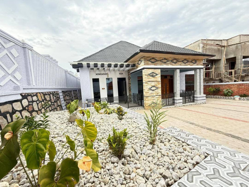 4-Bedrooms unfinished house for rent