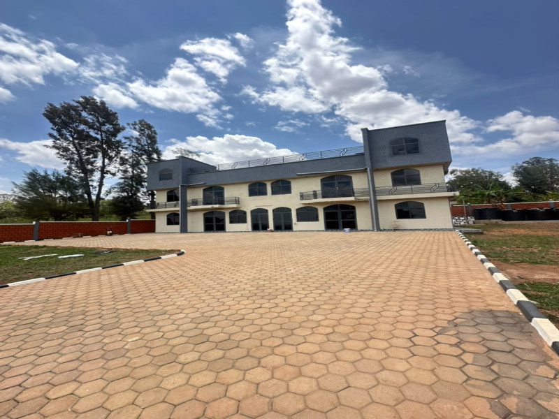 Nice unfurnished apartment for rent